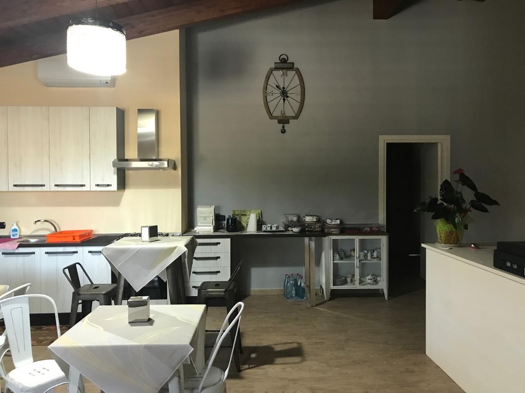 Room & Breakfast Le Magie Sindia Bagian luar foto